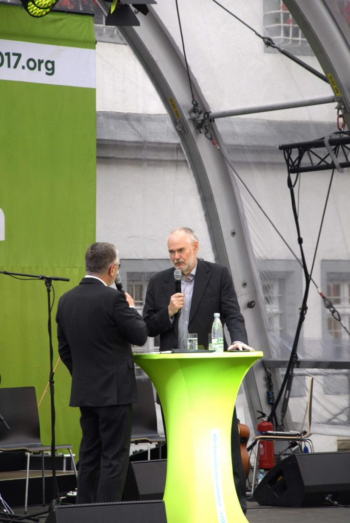 Der vierte Promi-Talk auf der Bühne des Marktplatzes in Wittenberg Der vierte Promi-Talk auf der Bühne des Marktplatzes in Wittenberg